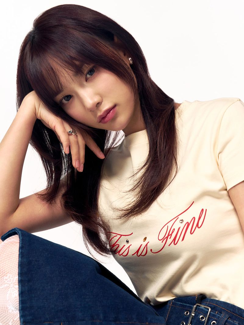 Cropped Signature Tee