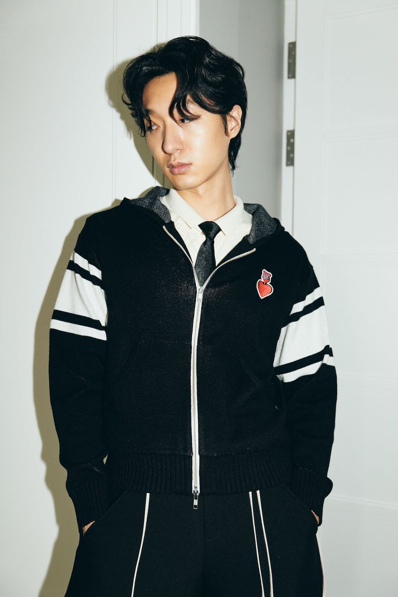 DVRK（ダーク）の「DVRK PRIVÉ HEART LOGO KNITTED ZIP-UP HOODIE - BLACK（Tops）」