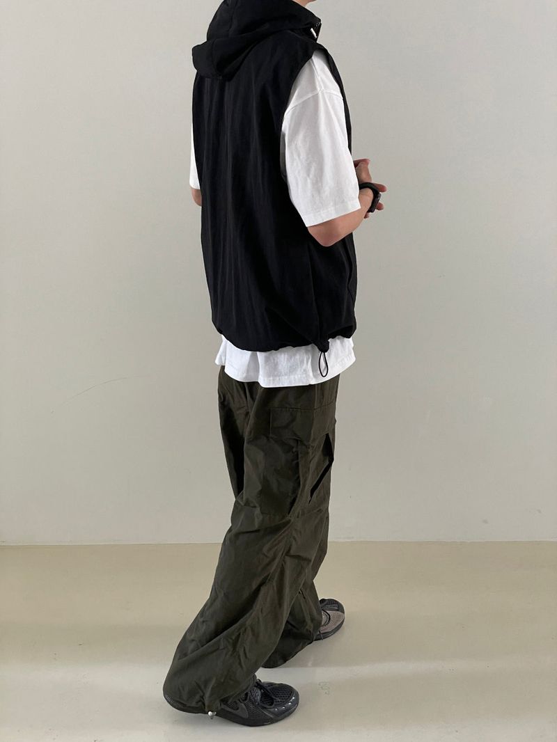 Track anorak vest
