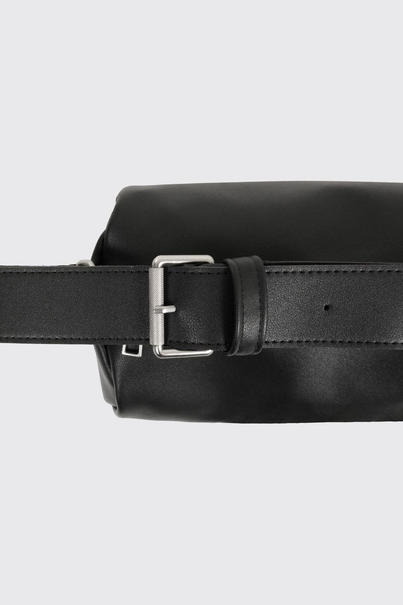 Chunky Buckle Air Bag Letter-Black