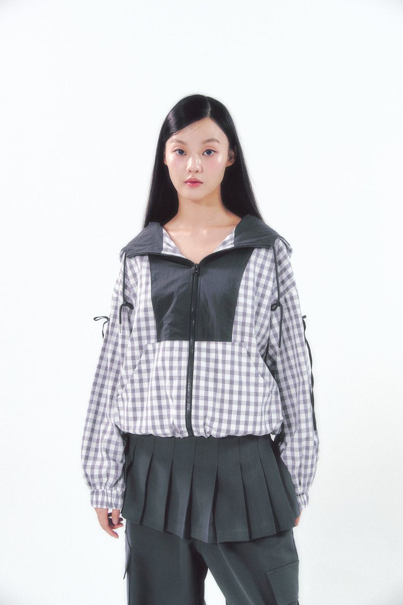 Check Ribbon Wind Breaker Black