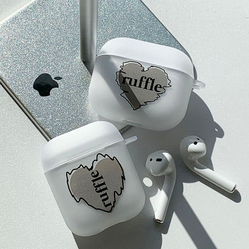 Horizontal - Ruffle Heart AirPods Case_matt