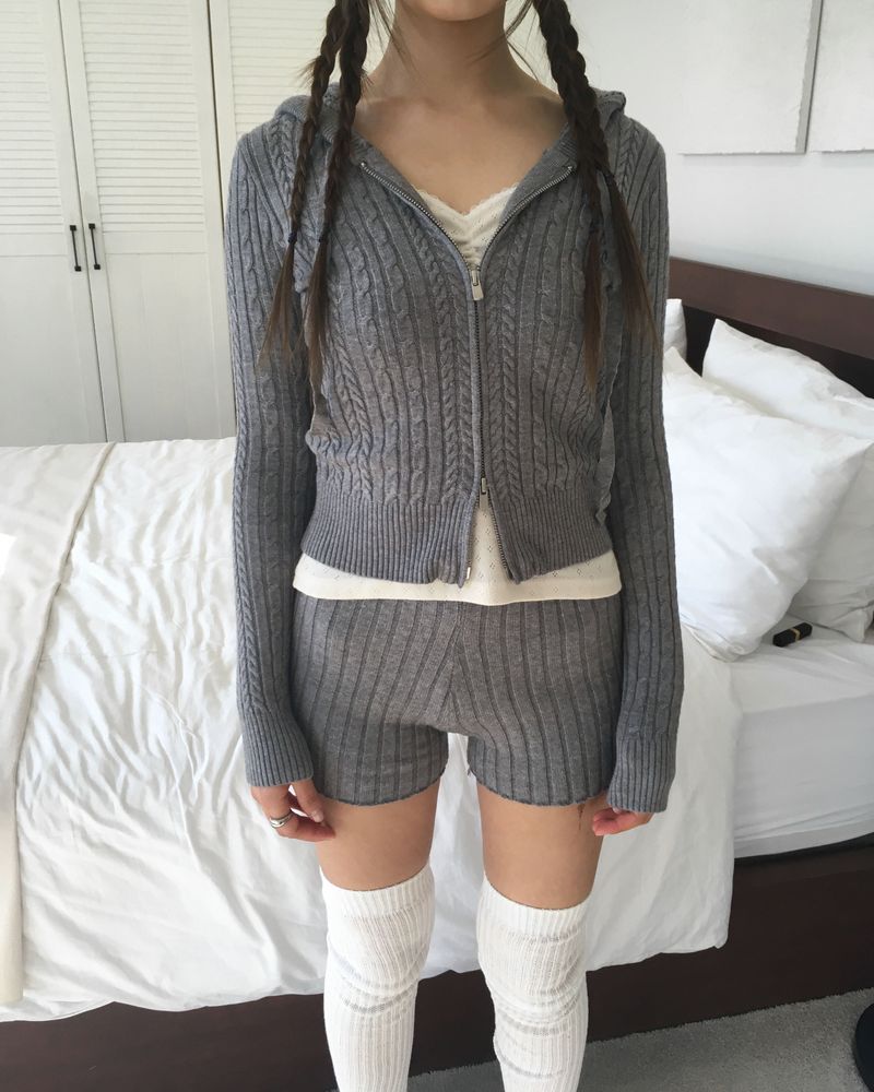 Tweedy knit zip up