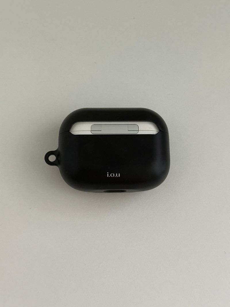 love music black airpods case