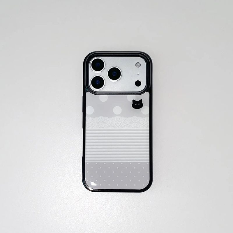 [MADE] KITTY PATCHWORK PHONE CASE (epoxy black bumper)