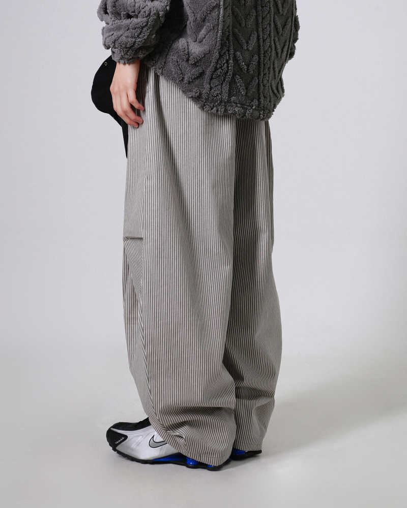 Curved stripe pants (Unisex)