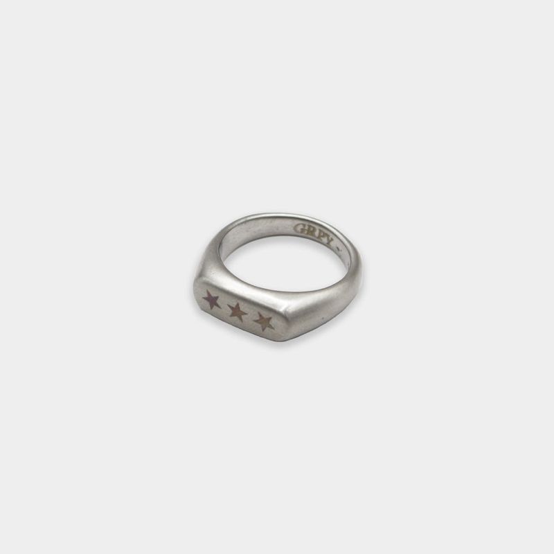 Grumpy Stuff（グロンピースタッフ）の「トレーブルスターラウンドリング（アクセサリー）」