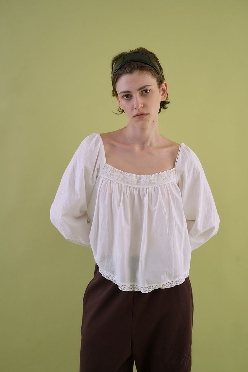Lily lace blouse