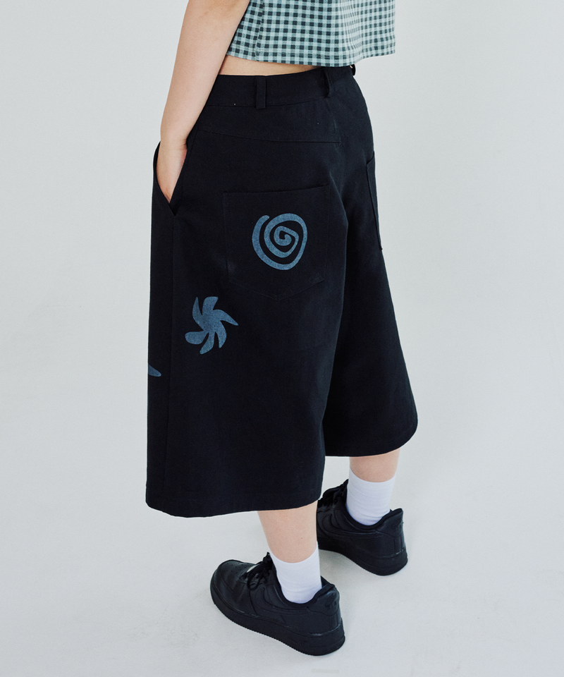 ITZAVIBE（イッザバイブ）の「ドゥードゥルバミューダパンツ（パンツ）」