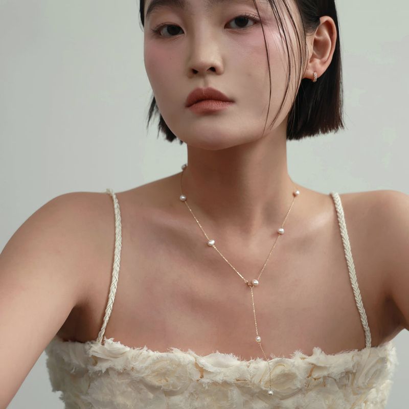 gold pearl drop necklace (material 14K gold)
