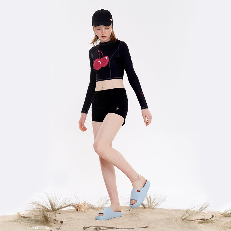 KIRSH（キルシー）の「CHERRY INNERPANTS BOARDSHORTS [BLACK]（Swimwear）」