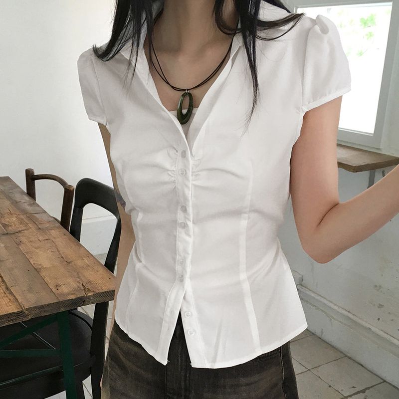 WONDER WONDER（ワンダーワンダー）の「Kawin Geekchic Back Strap Slim Shirring Short Sleeve Shirt（Tops）」