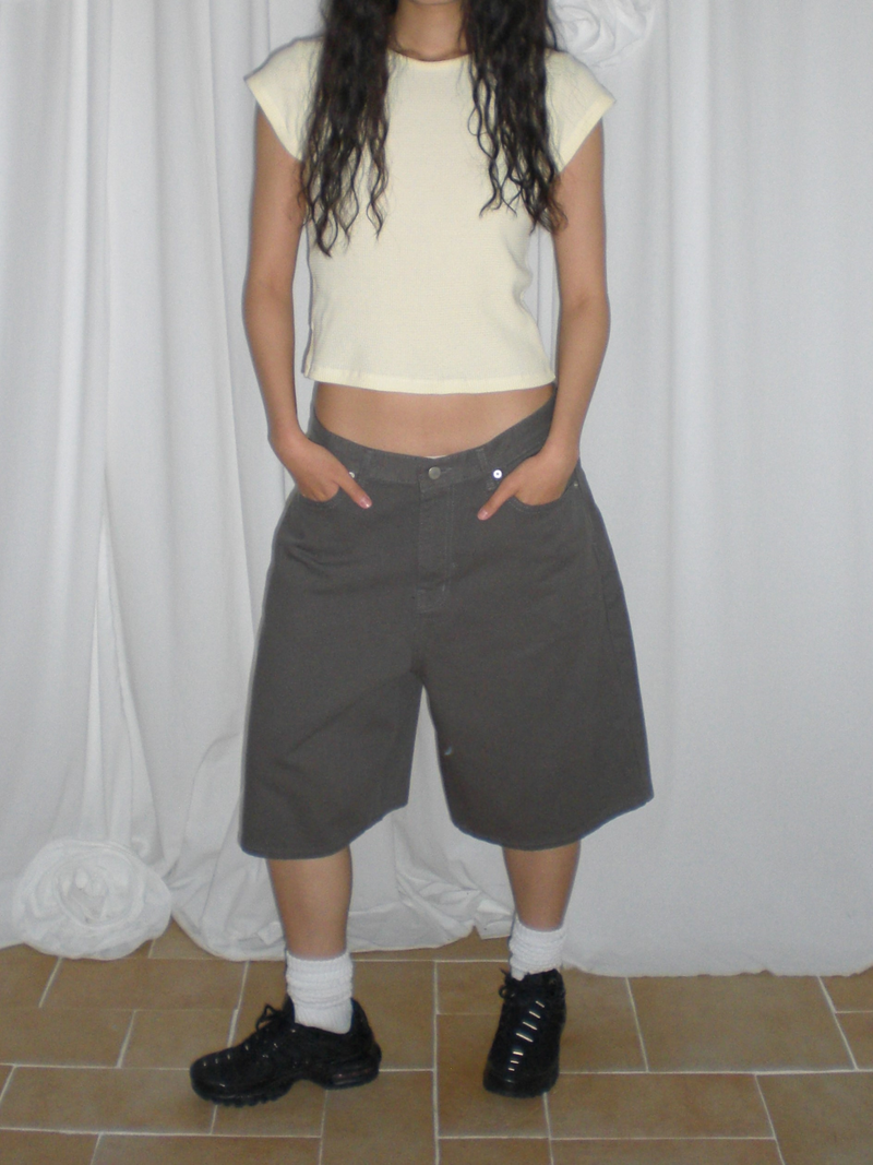 Wide cotton half pants [Gray]