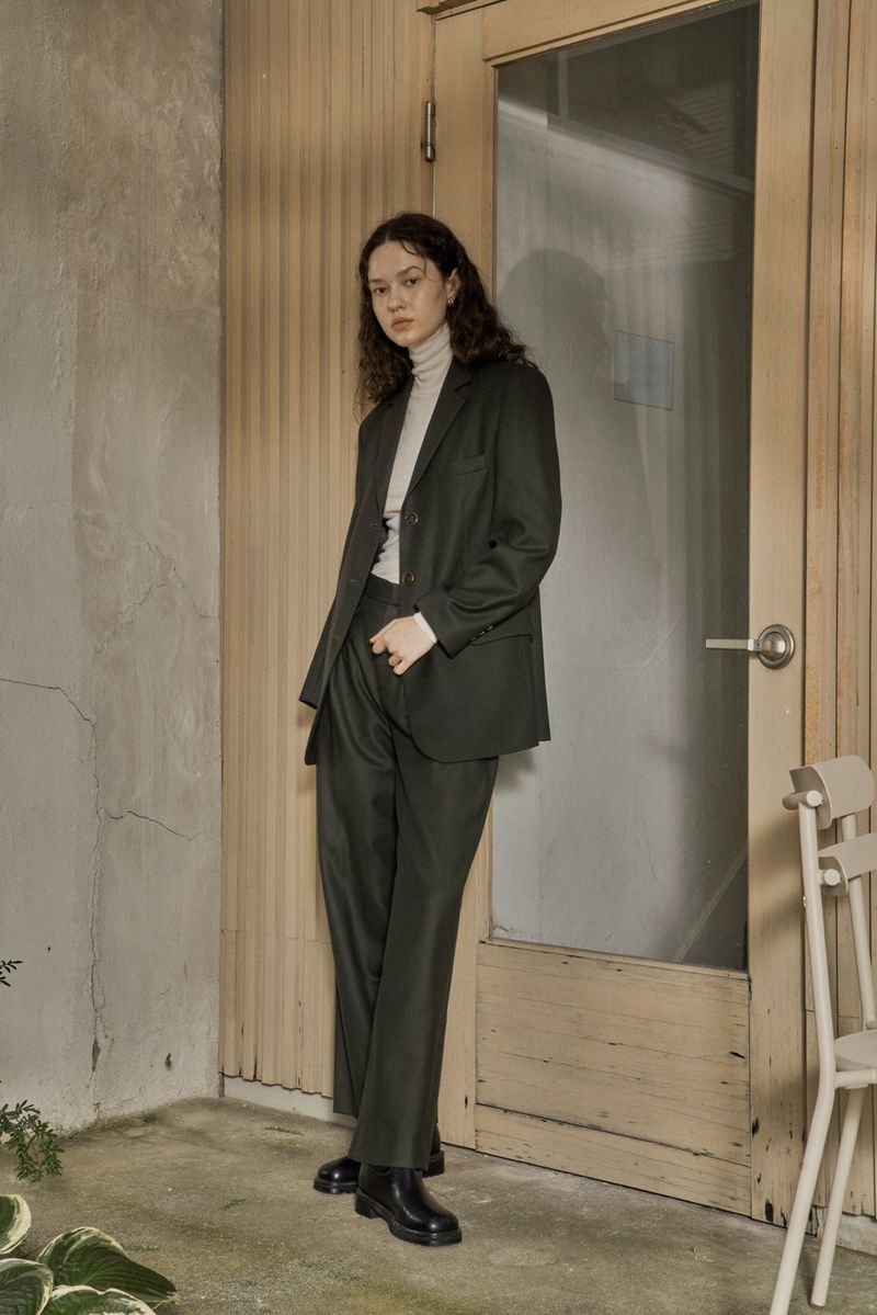 WOOL TWILL SETUP PANTS_DEEP KAHKI