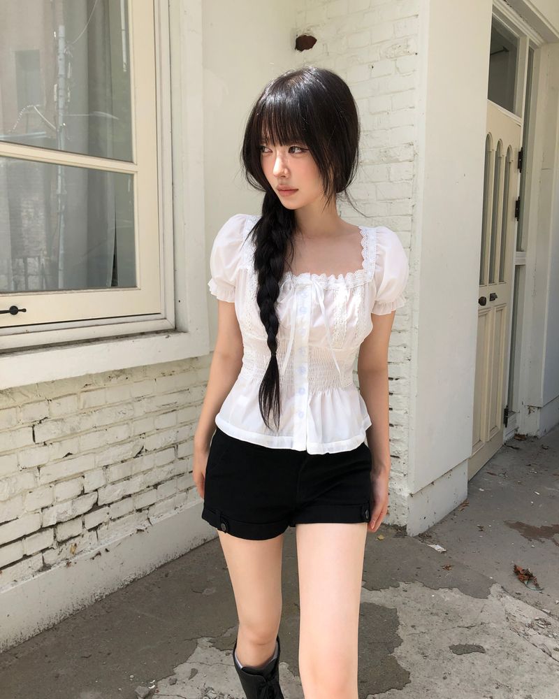 Reu Ribbon Puff Short-Sleeve Blouse