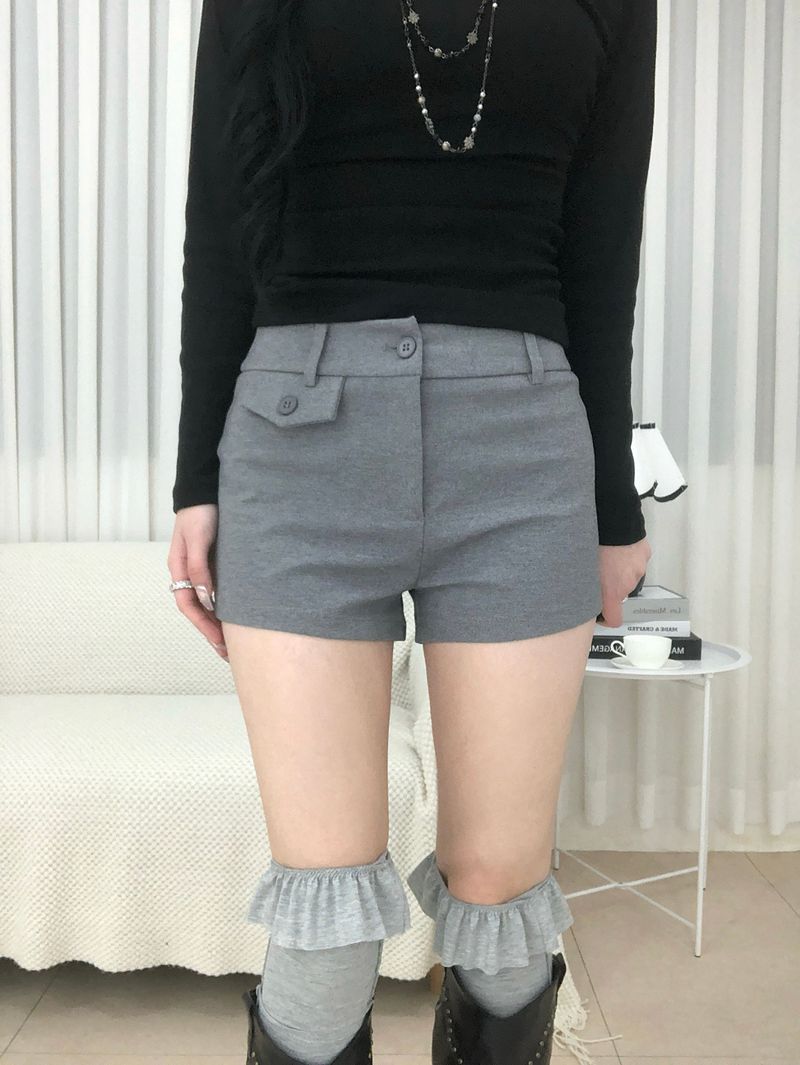 Classic Pocket Modern Shorts