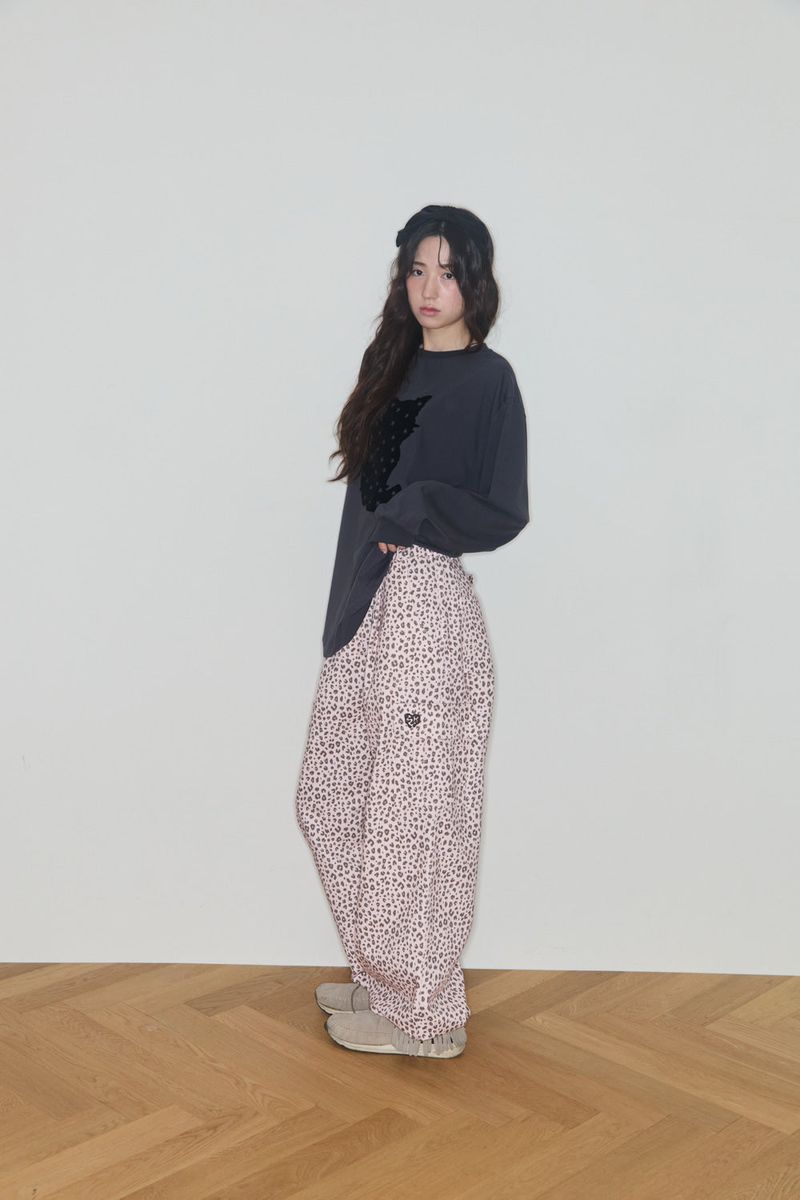 SHAKIRI（シャキリ）の「KIRI LEOPARD CARGO PANTS (PINK)（Pants）」