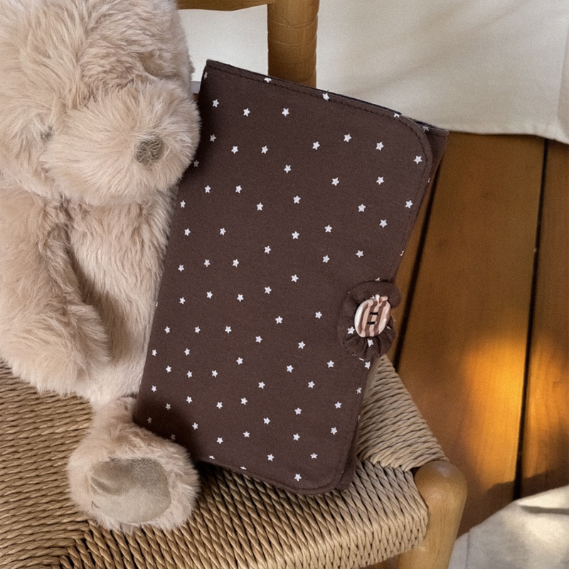 Roll Pouch (Bebe Star Brown)