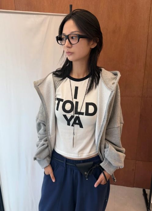 DOUBLE BUTTON STUD HOODIE