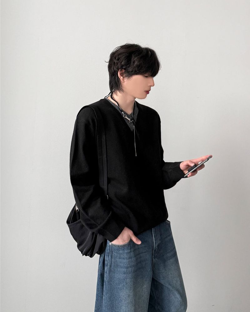 Spin Layered V-Neck Knit
