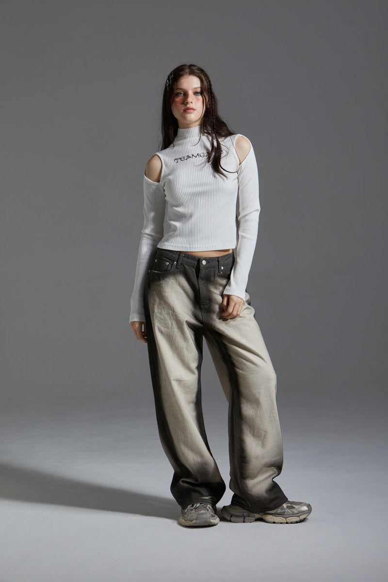 VERA SLIT T-SHIRT