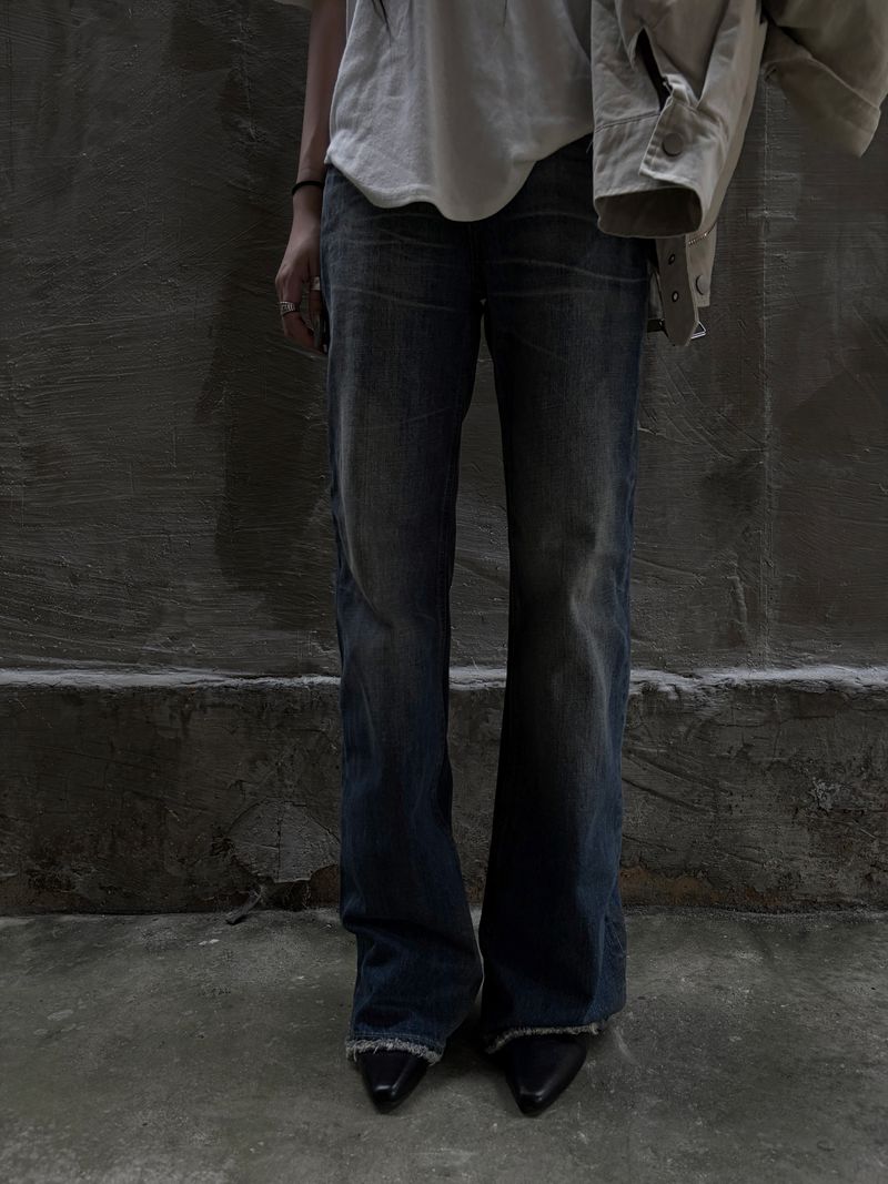 midrise cat-back denim