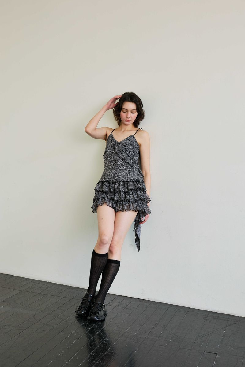 LEOPARD FRILL SLEEVELESS TOP / GRAY