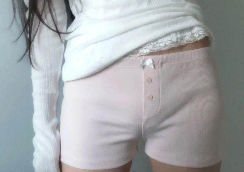 nika shorts