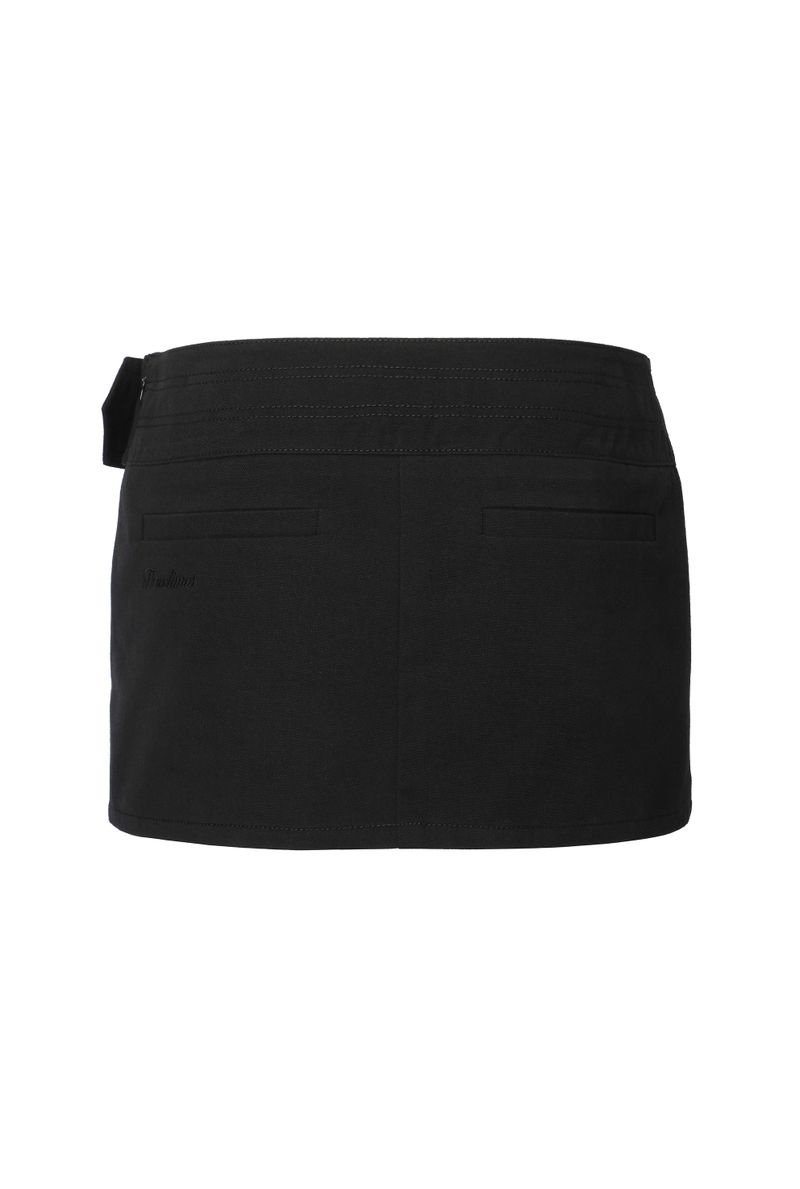 Buckle mini skirt