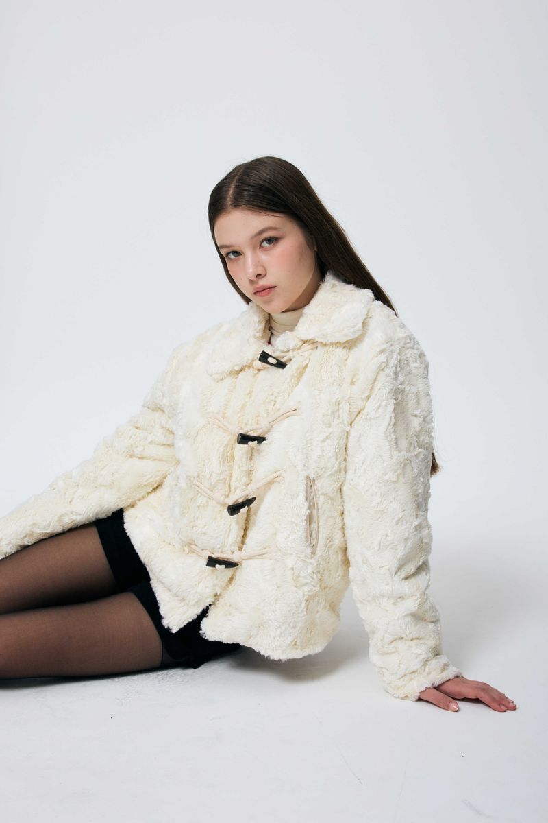 COZY FUR JACKET / WHITE