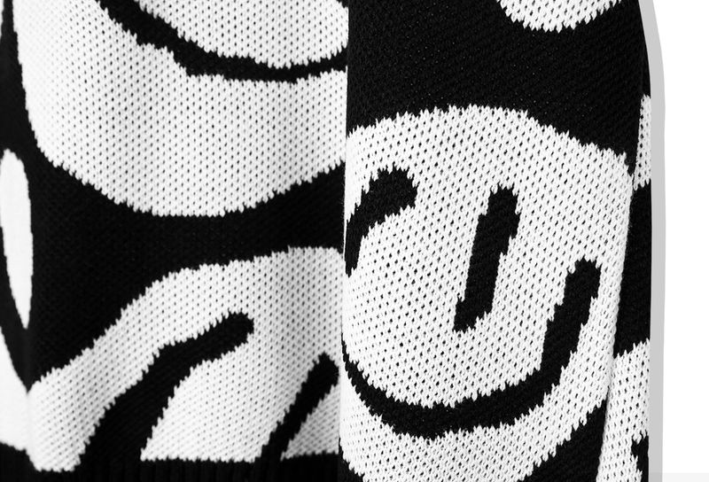 CRUSHED SMILE KNIT VEST