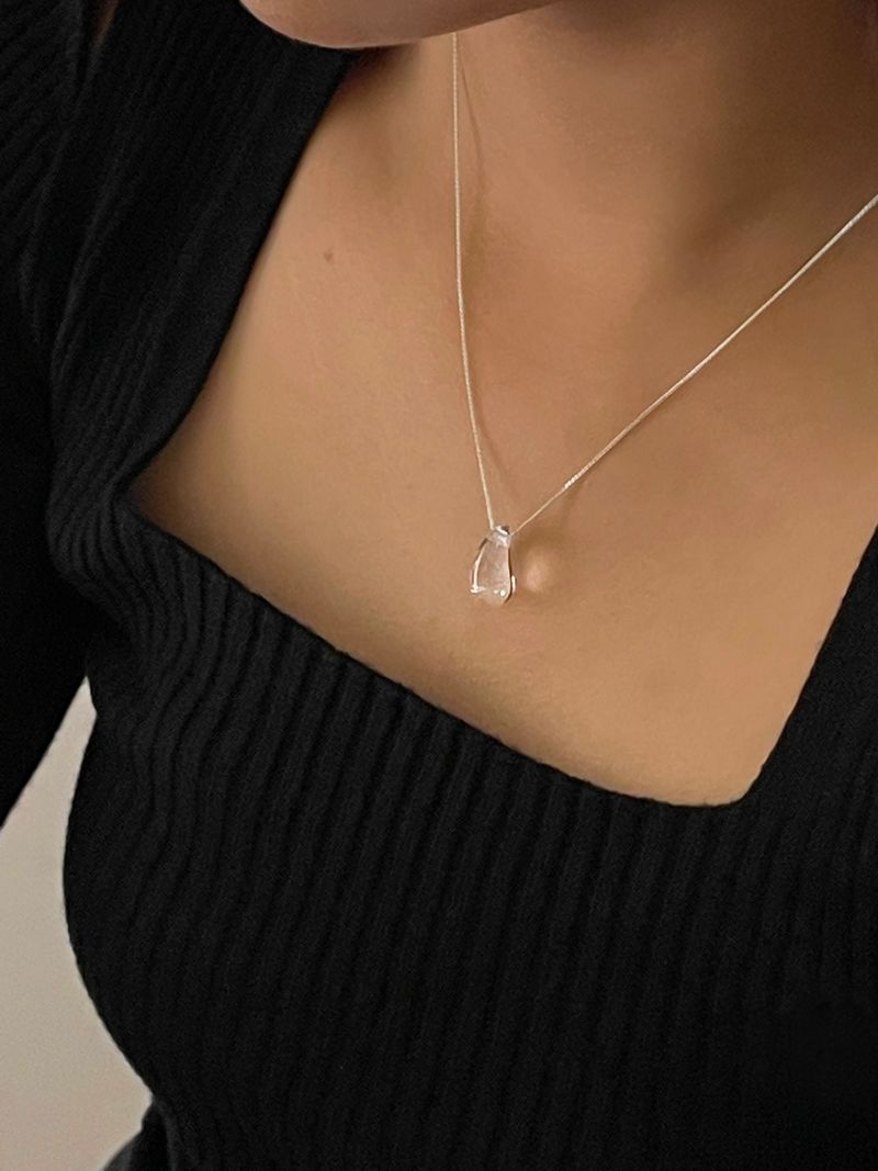 ELEGANT DEW QUARTZ NECKLACE 42cm