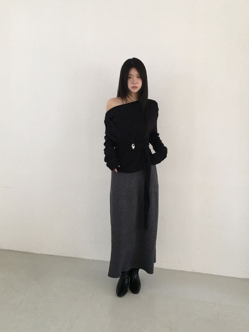 Cross strap drape T
