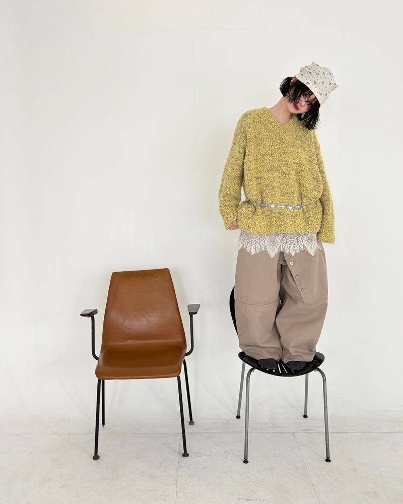 Slant Button Denim Pants