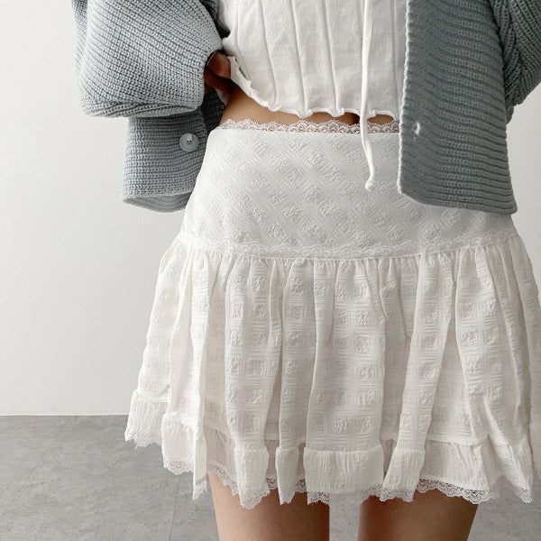 hijjoo（ハイチュー）の「Yeori Lace𓈒𓏸𓈒Romantic Ruffle Miniskirt（Skirts）」