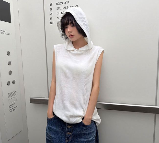 RIBBED HOODED SLEEVELESS