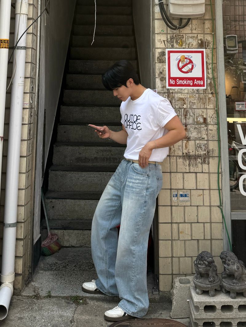 Damage iced denim pants
