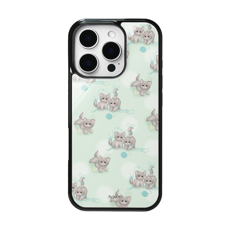 Avivere（アビベール）の「[MADE] knitty kitty glass bumper case（Smartphone Accessories）」