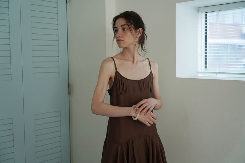 Nina slip dress_brown