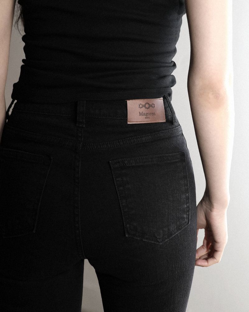 Metal Triclipse Capri Pants Black