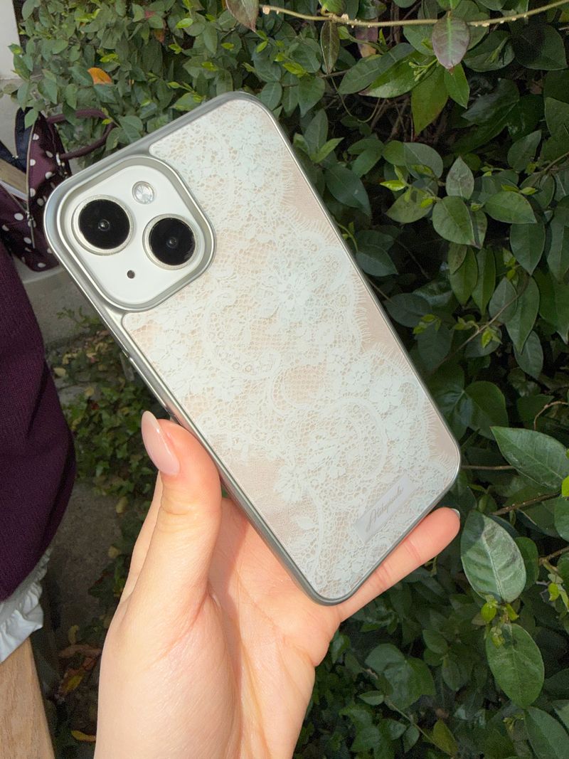 Nudy Lace Magsafe Silver Glass Bumper Case