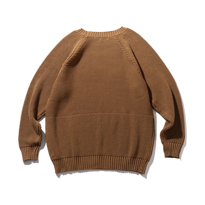 HALF INCISION OVERSIZED KNIT