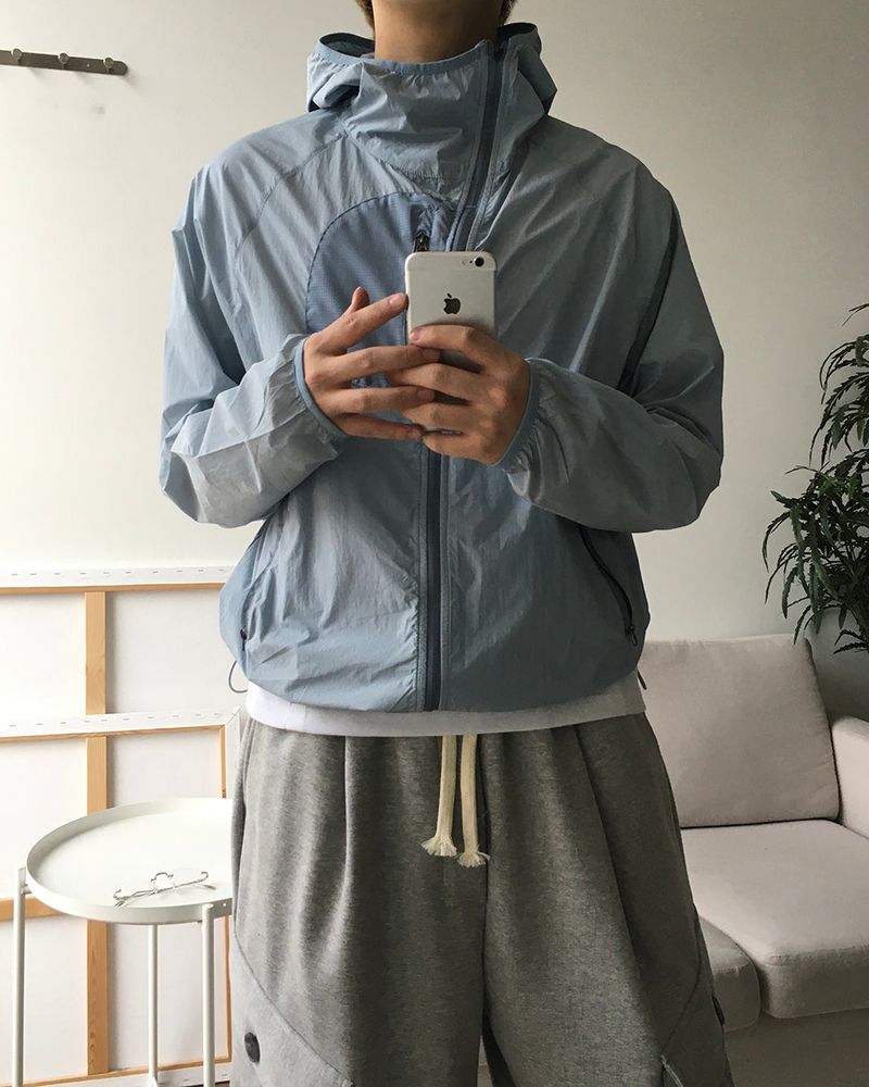 Air Hood Windbreaker