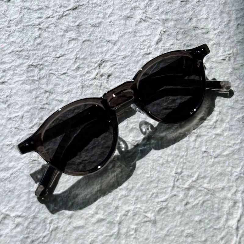 Vintage Narrow Oval Sunglasses