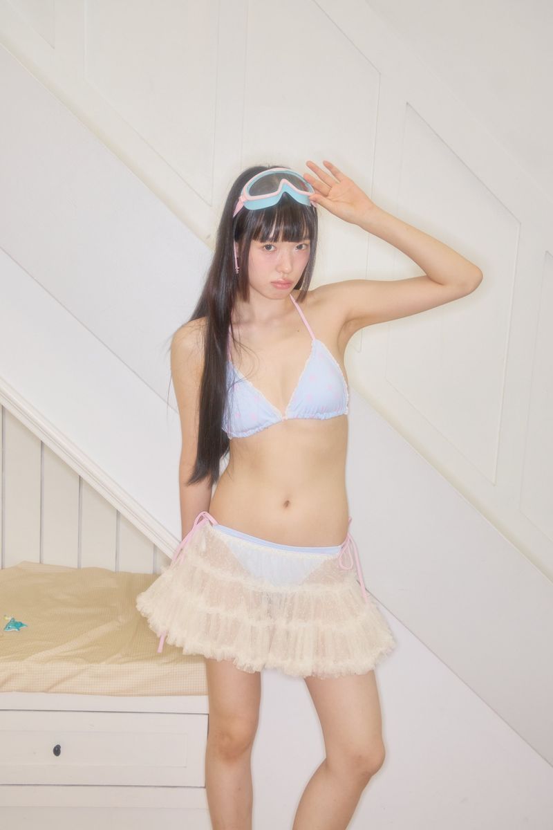 SHAKIRI（シャキリ）の「SWEETIE FRILLY TULLE SKIRT (CREAM)（Skirts）」