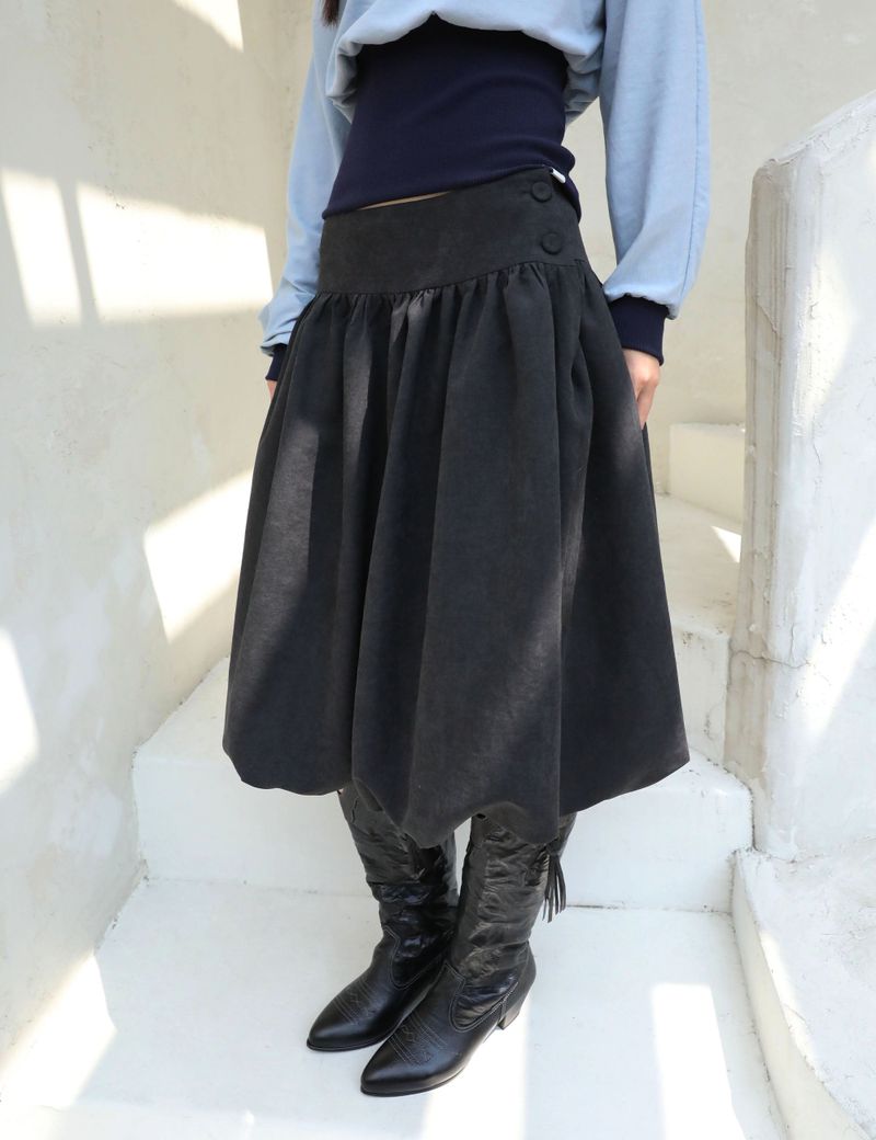 BUTTON PUMPKIN MIDI SKIRT(BLACK)