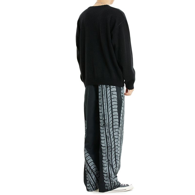 BASIC LOGO KNIT SWEATER