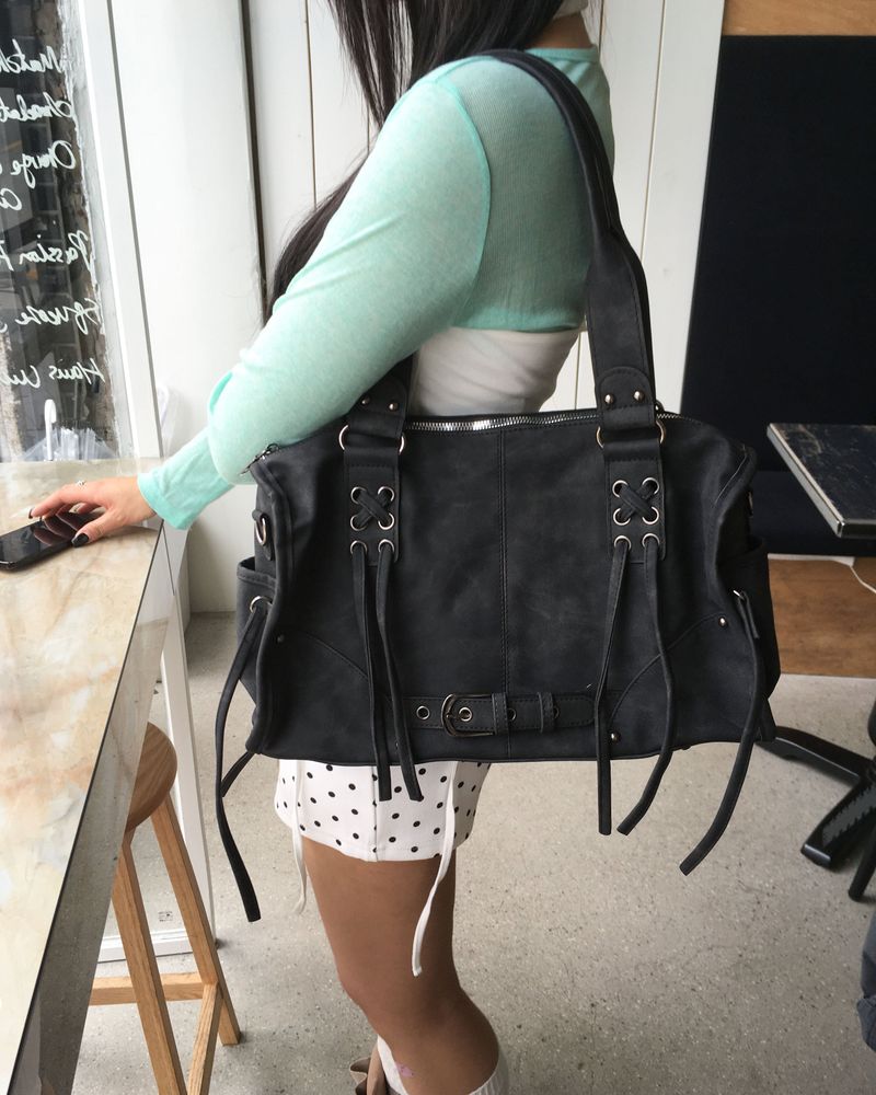 Belt stud bag