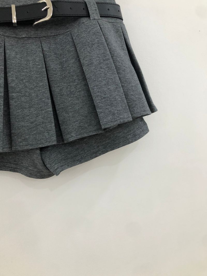 Belt Two-buckle Mini Skirt Pants