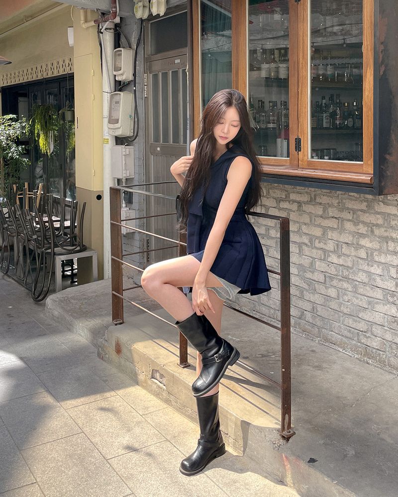 Laik knit shawl mini dress